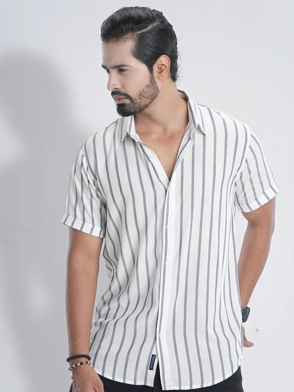 Men's Short Sleeve Casual Shirt in Stripe Pearl White